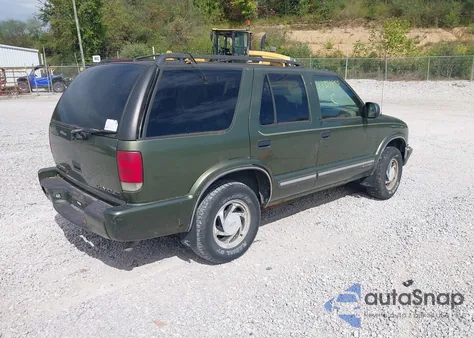 2001 Chevrolet Blazer Lt z USA, uszkodzony, nr VIN 1GNDT13W812208462